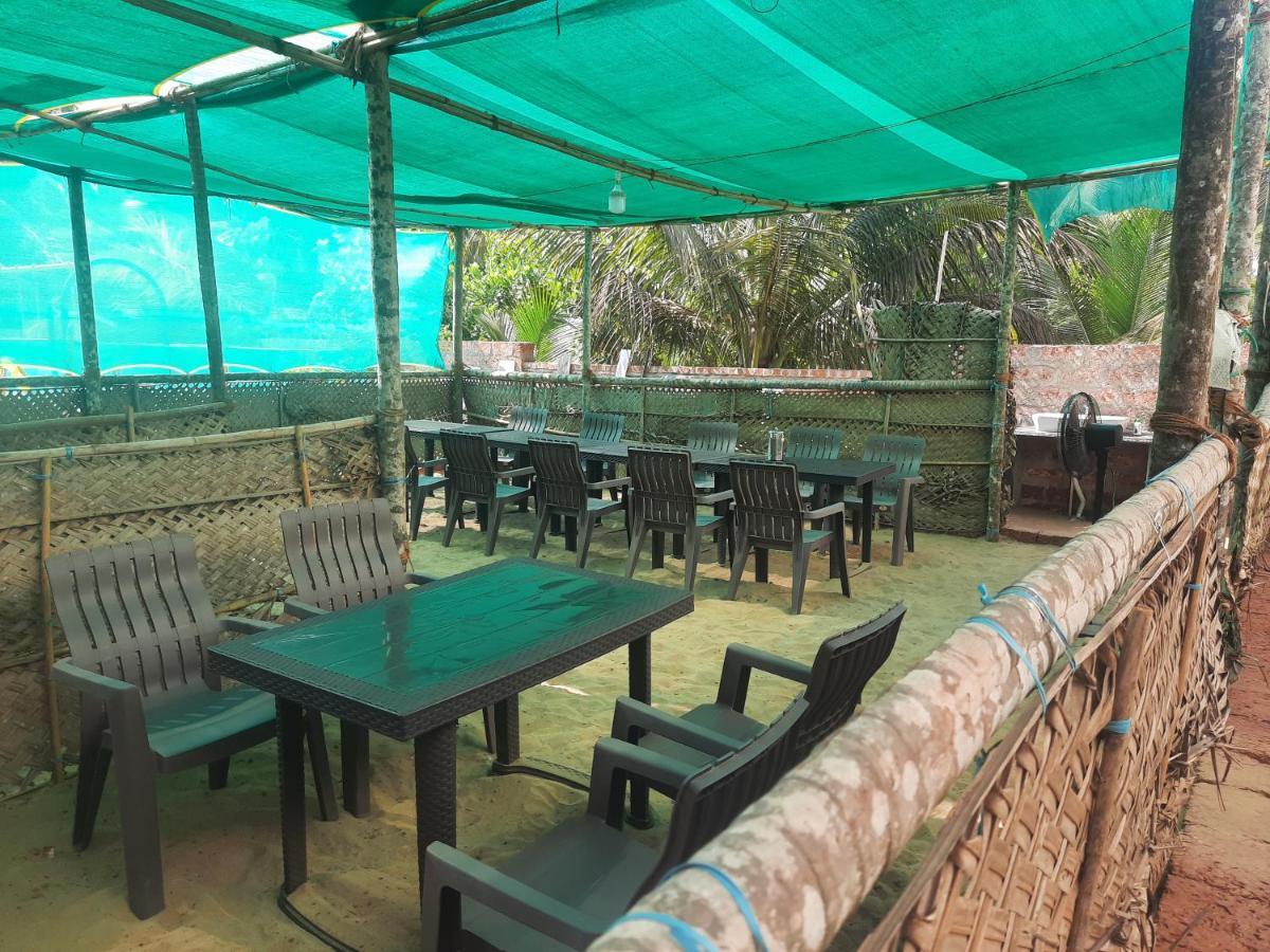 Raapan Beach Resort Mālvan エクステリア 写真